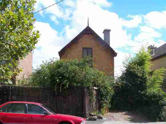 39 Nicholson Street