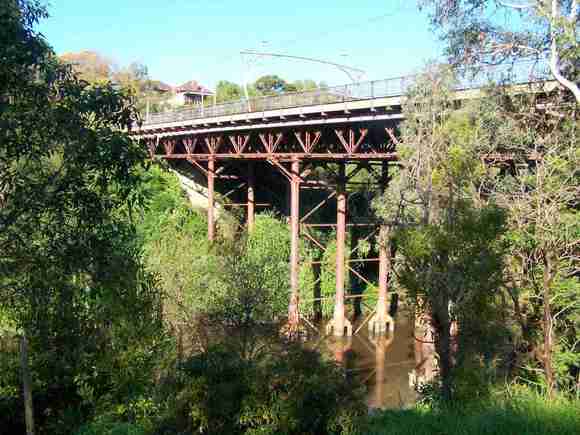 Victoria Street Bridge