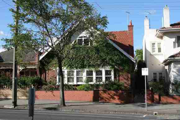 princes hill bowen crescent princes hill bowen crescent 104