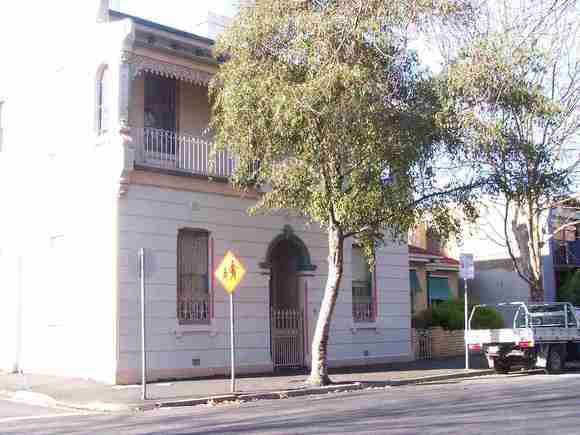 19 Bendigo Street