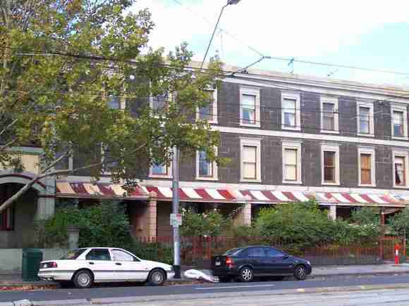 Royal Terrace - 64 Nicholson Street