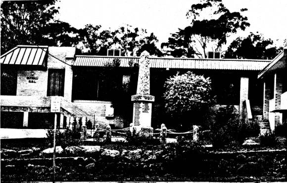 204 - War Memorial Main Road Eltham - Shire of Eltham Heritage Study 1992