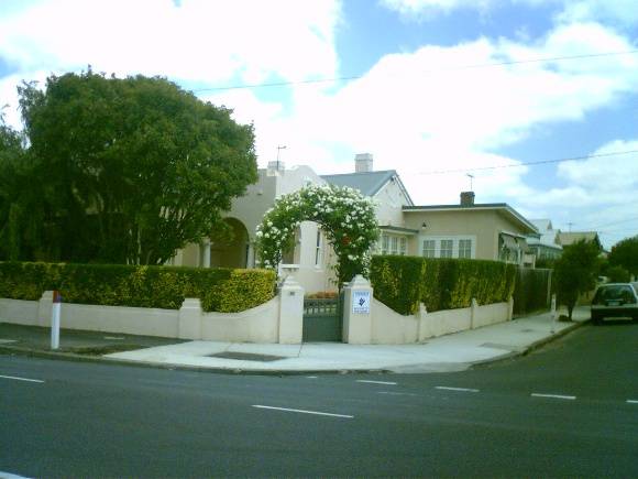 221 Pakington Street, Geelong West