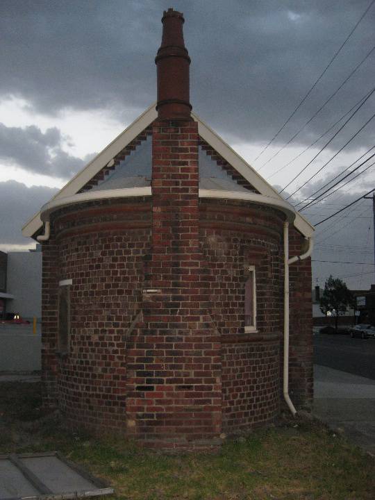Former Ferry Terra Cotta & enamel brickworks office albert Street brunswick 