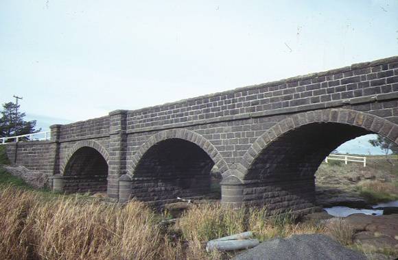 1 rothwell bridge over little river werribee side view jul1984