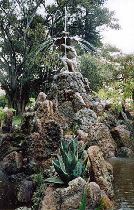 B6777 River God Fountain 