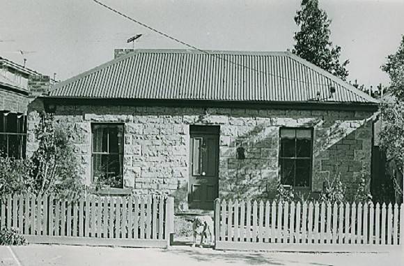 B5020 Bluestone Cottage 