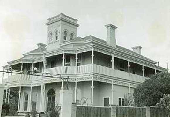 B1025 St John of God Hospital