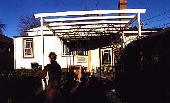 B6283 Maling House