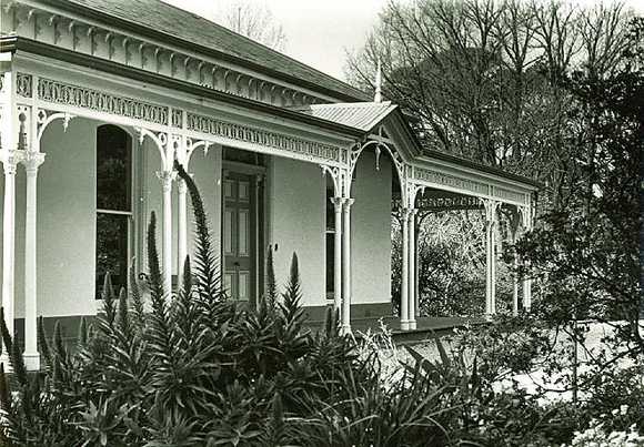 B3383 Canonbury Balwyn