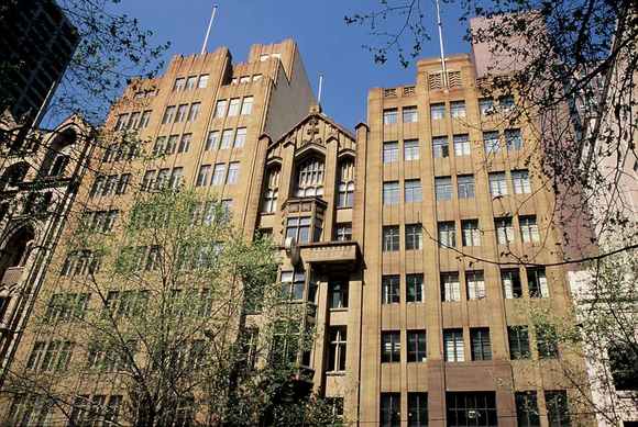 B6554  Trustees Building