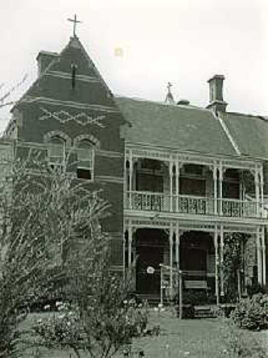 B4381 Presbytery Burwood Road Hawthorn