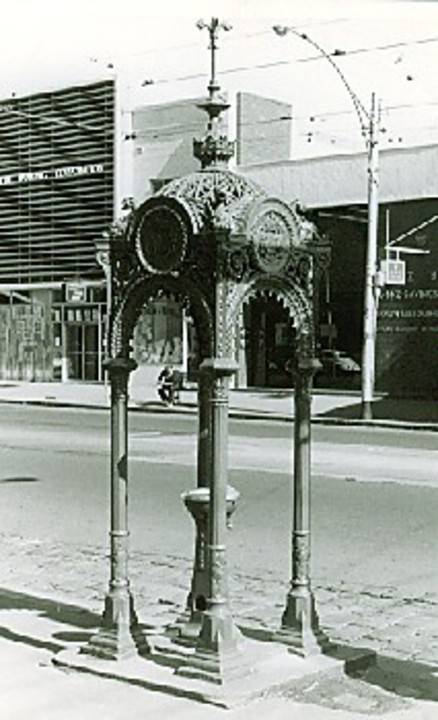 B1783 Drinking Fountain North Melbourne Town Hall