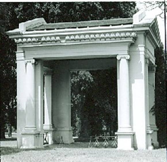 B0437 Greek Pavilion Fitzroy Gardens East Melbourne