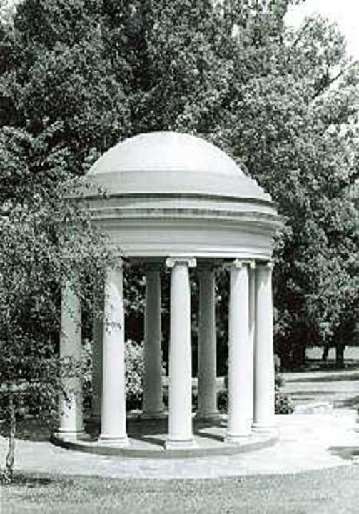 B1057 Pavilion (domed) Fitzroy gardens East Melbourne