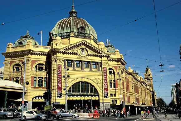 B3006 Flinders Street Station