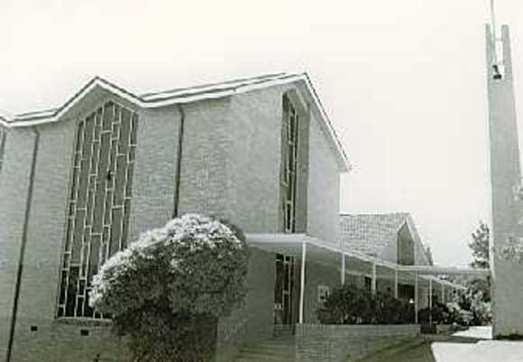 B4676 St Silas' Aanglican Church 