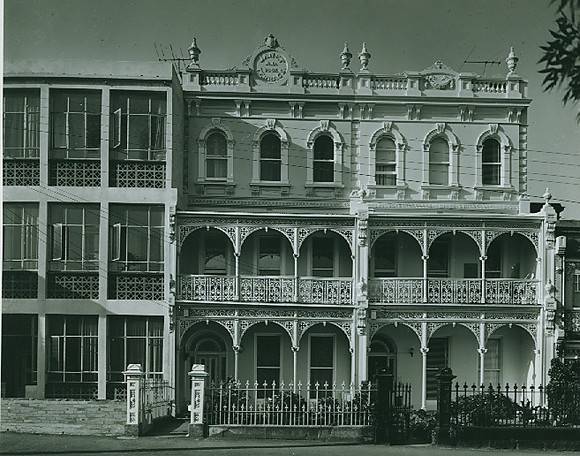 B4732 Janet Terrace