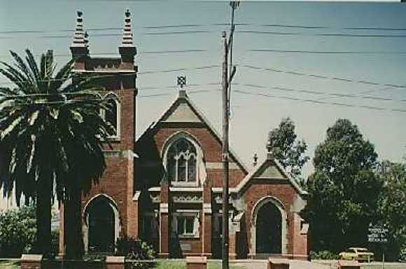 B5905 HV  Mckay Presbyterian Church