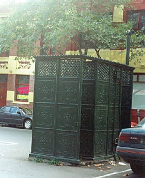 B6882 Cast Iron Public Urinal  