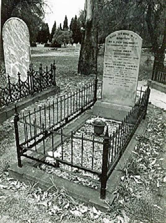 B3044 Derrimut's Grave Aboriginal Chief Melbourne General Cemetery Carlton