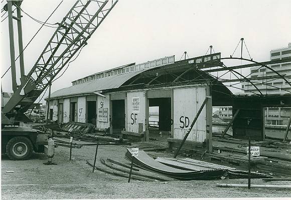 B1313 South Wharf & Sheds Sth Wharf Rd Southbank