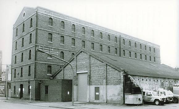 B6091 Former Jones Bond Store 