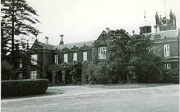 B0217 Melbourne Church Of England Grammar South Yarra