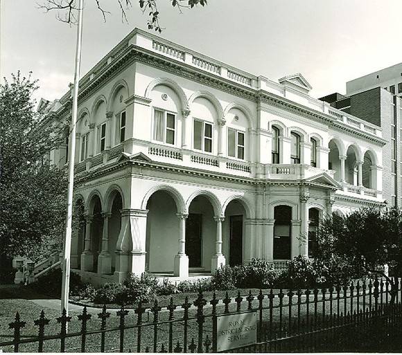 B4606 Airlie