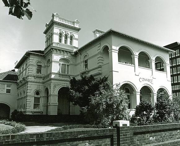 B5243 Cowabee 470 St Kilda Road