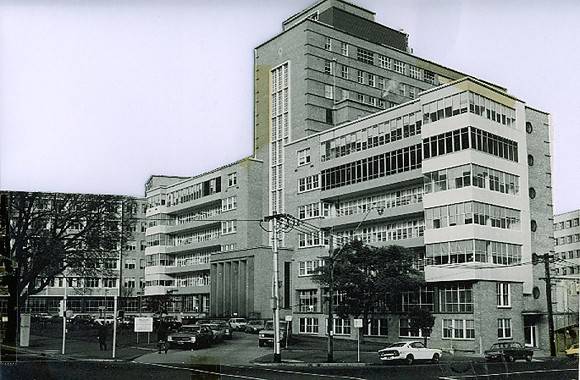 B5600 Prince Henry's Hospital