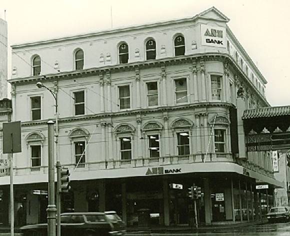 B0452 Latham House Swanston St Melbourne