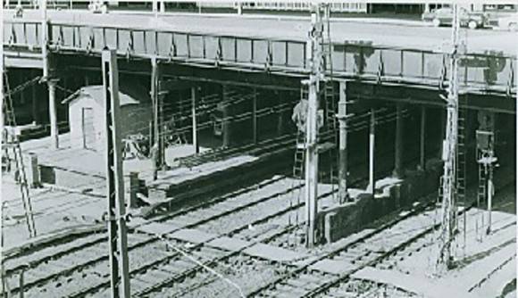B3120 Swanston St Bridge Over Rail Lines