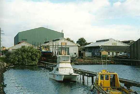 B6834 Melbourne Harbour Trust Stores