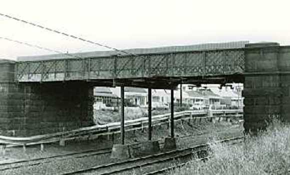 4021 Railway Bridge 