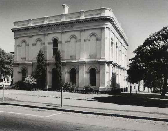b827  Royal  Society