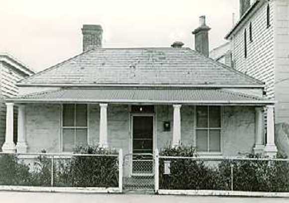 B4255 4 Ferguson Street
