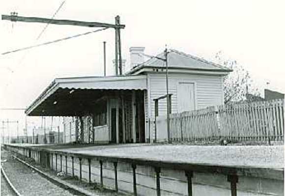 B4023 Williamstown Pier Station