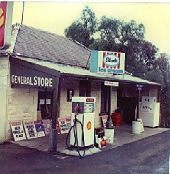 B3434 Bulla General Store
