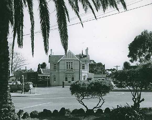 B2737 Former Post Office