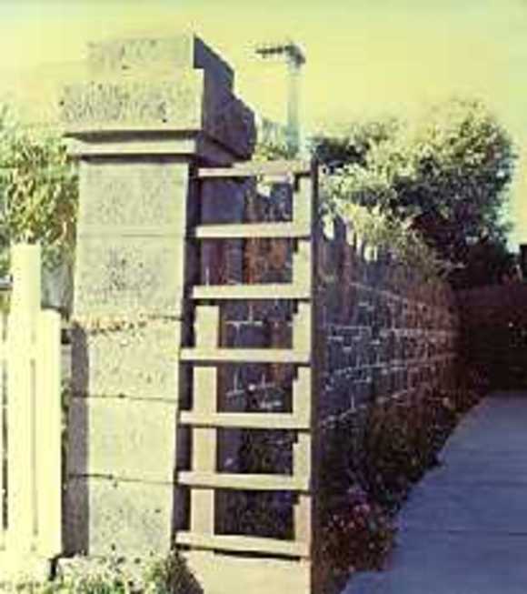 B5595 Wall 10 Twyford Street 