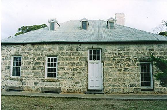 B2237 Strathtulloh Homestead 