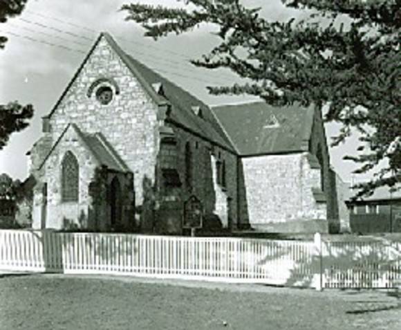 B1248 St John's Anglican Church 3460 Nepean Hwy Sorrento