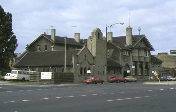 missions to seamen flinders street extension melb side elevation feb1986