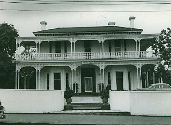 B0234 Linden St Kilda