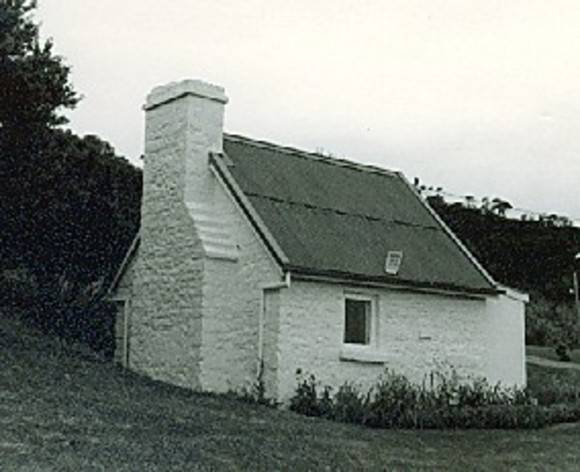B2031 Shepherd's Hut Portsea