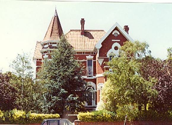 B5007 140 Alma Road