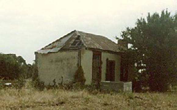 B5846 Hut 