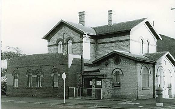 B4788 Fmr Post Office Port Melbourne