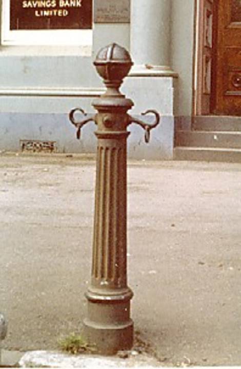 B1848 Hitching Post 295 Clarendon St South Melbourne